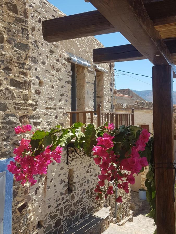 Chios Houses, Beautiful Restored Traditional Stone Houses With An Astonishing Seaview Volissos エクステリア 写真